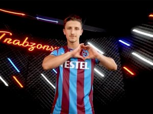 Trabzonspor, Enis Bardhi’yi kapa bildirdi