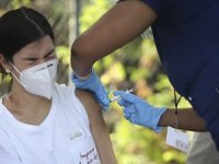 Dünya genelinde 1,7 milyar dozdan fazla Kovid-19 aşısı yapıldı