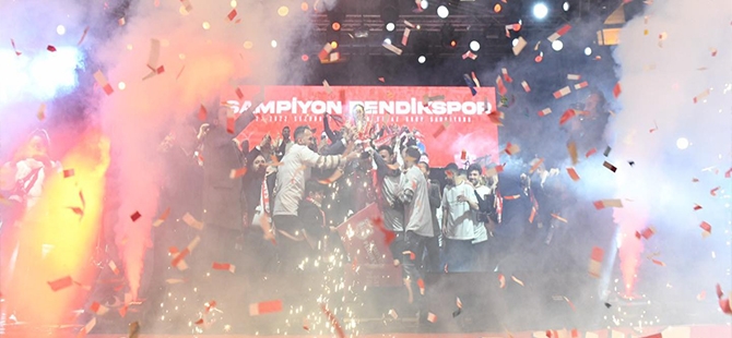 Şampiyon Pendikspor 3