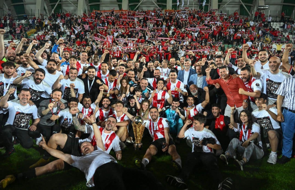 Pendikspor’dan tarihi başarı! Artık Süper Lig’de 4