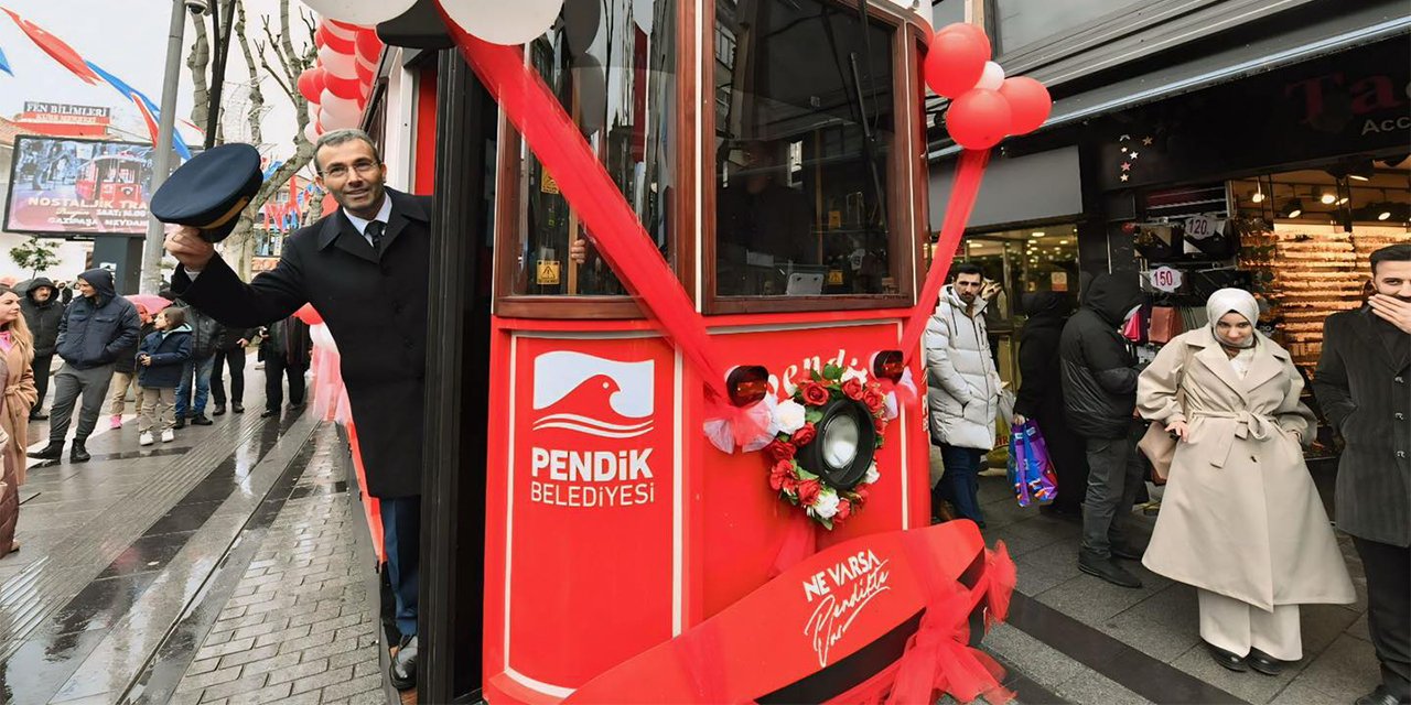 Pendik'in nostaljik tramvayı Gazipaşa Caddesinde sürüşe başladı