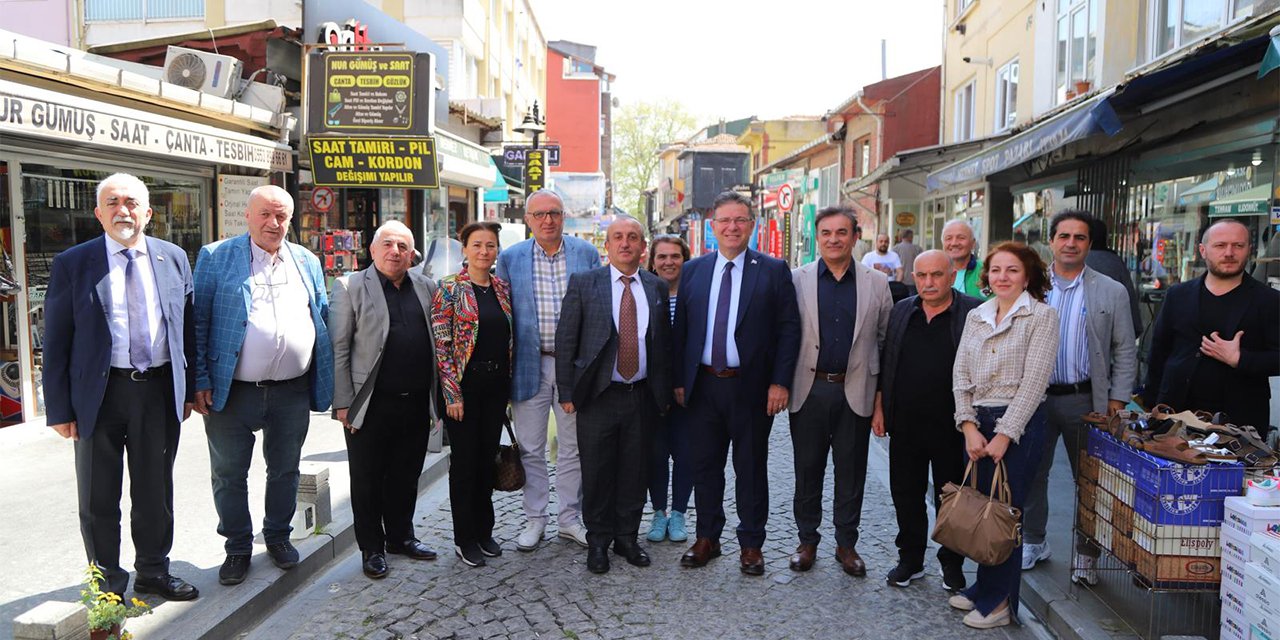 Başkan Aksu, il ve ilçe başkanlığının bayramlaşma törenlerine katıldı