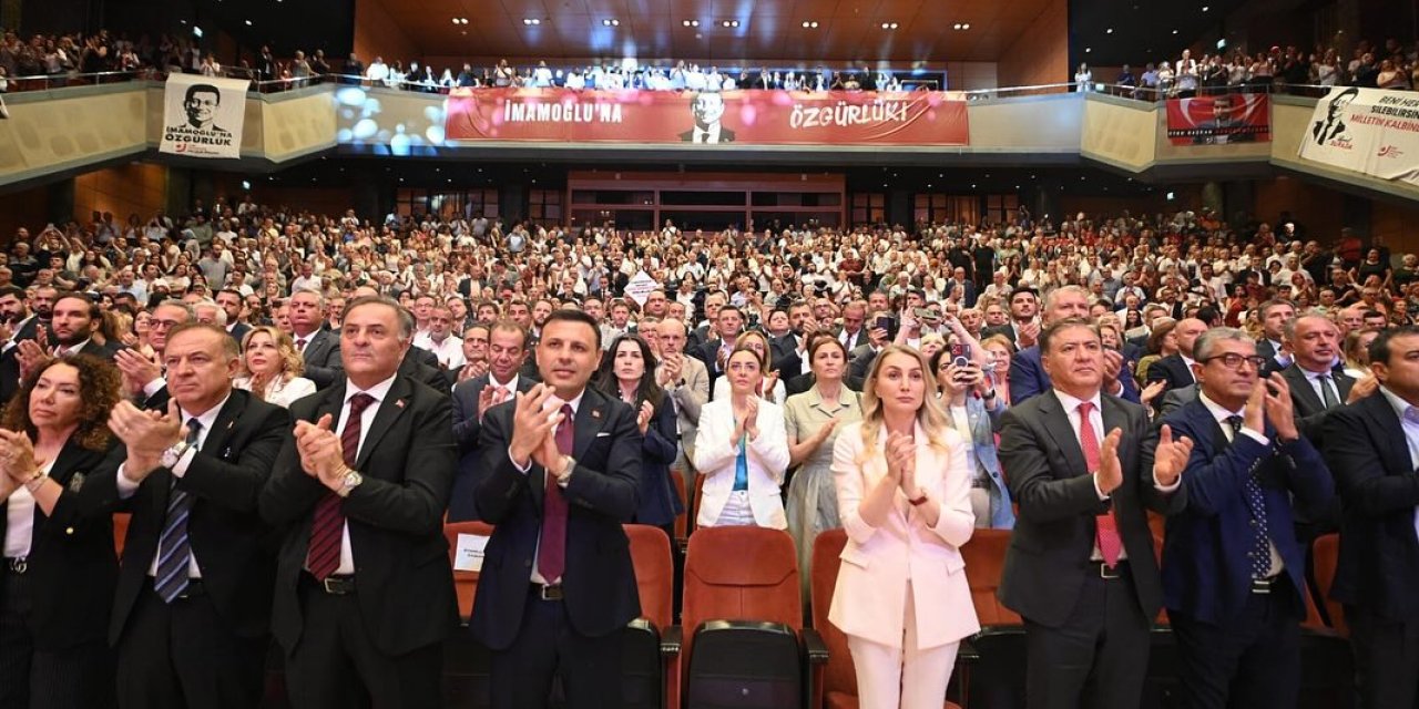 “CHP İstanbul’da Krizli Seçim: Hukuk ve Siyaset Çatıştı”