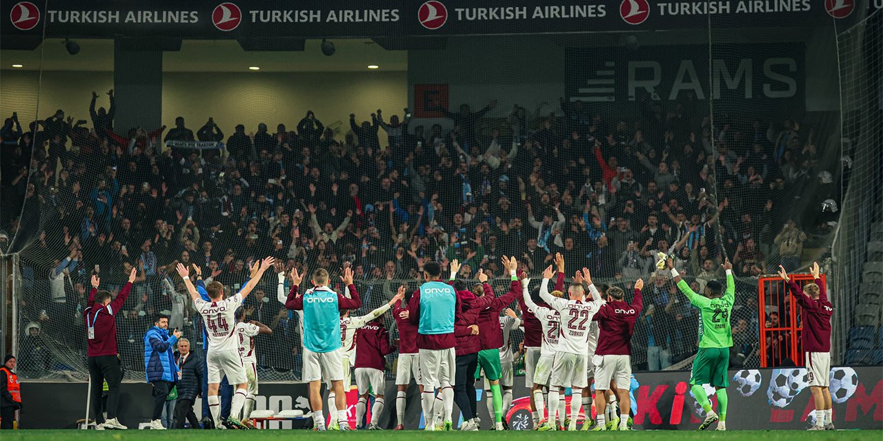 Arnavut futbolcu Ernest Muçi “Fırtınayı ipten aldı”