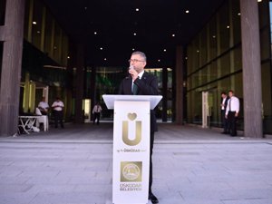 ÜSKÜDAR’BELEDİYESİ'YENİ HİZMET BİNASI COŞKUYLA AÇILDI