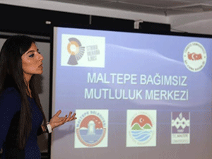 “BAĞIMSIZ MUTLULUK MERKEZİ”NDE, 184 AİLEYE DESTEK