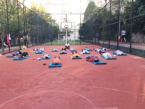 HER GÜN YÜZLERCE KADIN SPOR YAPIYOR