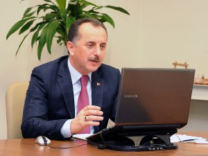 ÇAĞIRICI :BÜYÜK BİR MUTLULUK YAŞIYORUZ