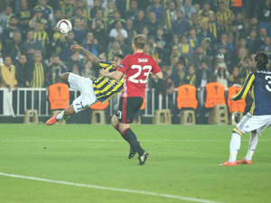 FENERBAHÇE-MANCHESTER UNİTED: 2-1