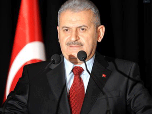 YILDIRIM: 'İNSANLIĞIN ÖLMEDİĞİ ÜLKE TÜRKİYE'DİR'