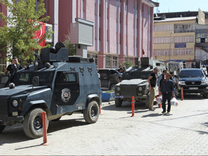 YÜKSEKOVA, ŞEMDİNLİ VE ÇUKURCA BELEDİYELERİNE OPERASYON