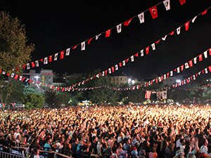 COŞKULU FESTİVAL DEVAM EDİYOR