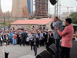 SÜNNET ŞÖLENİ’NDE LATİF DOĞAN’ RÜZGÂRI