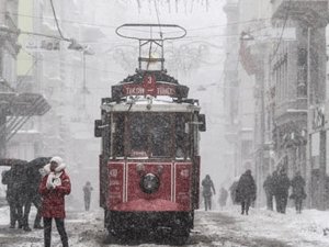 İSTANBUL'A KAR NE ZAMAN YAĞACAK?