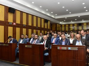 TASARRUF ODAKLI BÜTÇE KABUL EDİLDİ