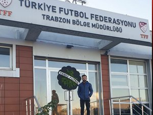 TFF ÖNÜNDE SESSİZ TEPKİ