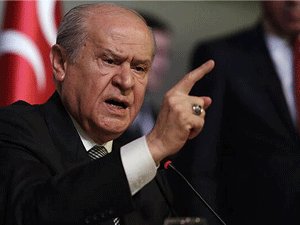 BAHÇELİ'DEN CAHİL UZMANLARA KORONA TEPKİSİ