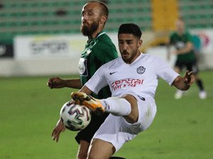 TUZLASPOR'DAN AKHİSAR'A GEÇİT YOK