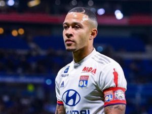 BARCELONA, MEMPHİS DEPAY'I TRANSFER EDİYOR