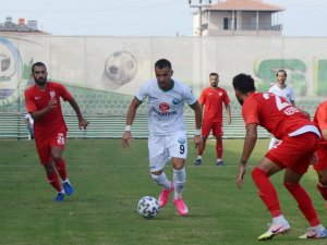 PENDİKSPOR İLK MAÇTA HAYAL KIRIKLIĞI YARATTI