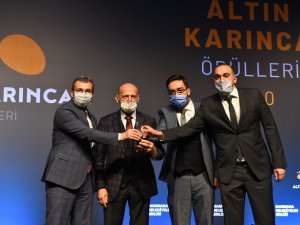 KLASİK SANATLAR MERKEZİ “ALTIN KARINCA 2020” ÖDÜLÜ ALDI