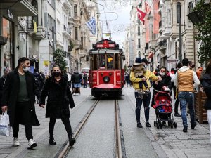 İSTİKLAL CADDESİ'NE  GİRİŞLER  SINIRLANDIRILDI