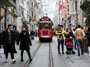 İSTİKLAL CADDESİ'NE  GİRİŞLER  SINIRLANDIRILDI