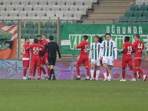 ÜMRANİYESPOR BURSA’DAN ŞEN DÖNDÜ