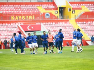 SPOR YAZARLARI TRABZONSPOR MAÇINI DEĞERLENDİRDİ