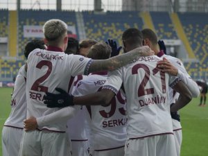 Trabzonspor Zirveye ortak olur