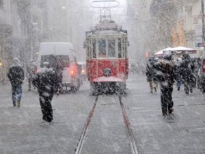 İstanbul ve bazı ilerde yüz yüze eğitime kar engeli!