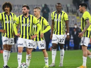 Fenerbahçe'de 4 isim   topun ağzında!