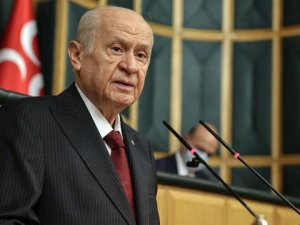 Bahçeli'den EYT'lilere destek