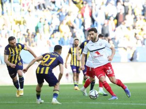 Lider Ankaragücü fırsatı tepti