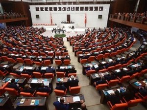 AK Parti'den MHP'ye 'Anayasa' ziyareti!